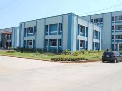 Vinayaka Missions Kirupananda Variyar Medical College-gallery-image-0