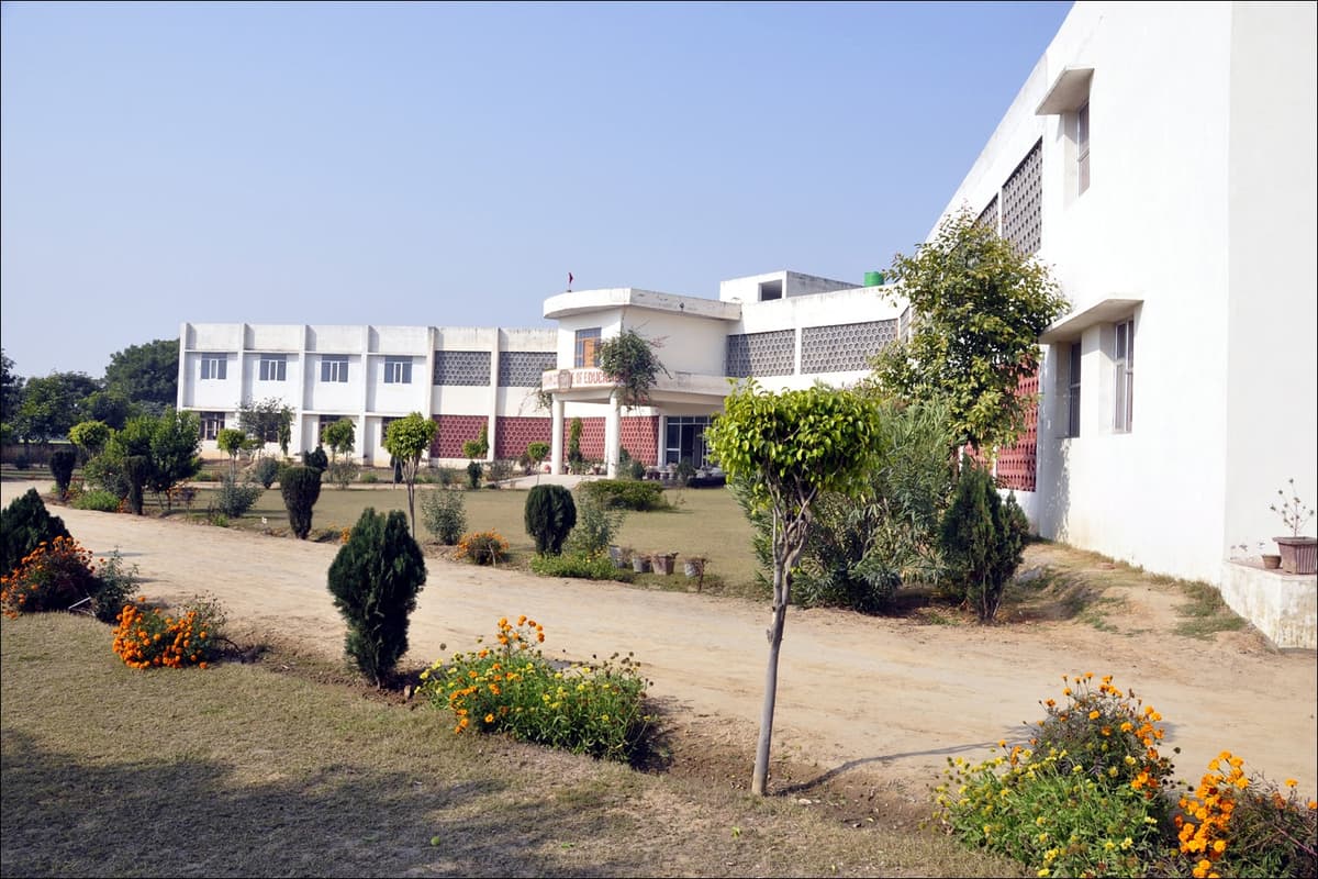 Gurudham College-gallery-image-1