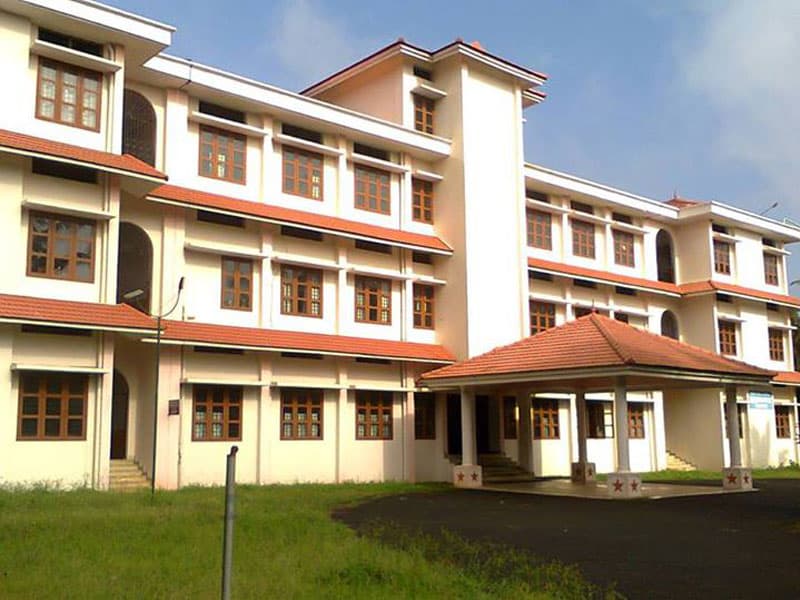 BVM Holy Cross College-gallery-image-1