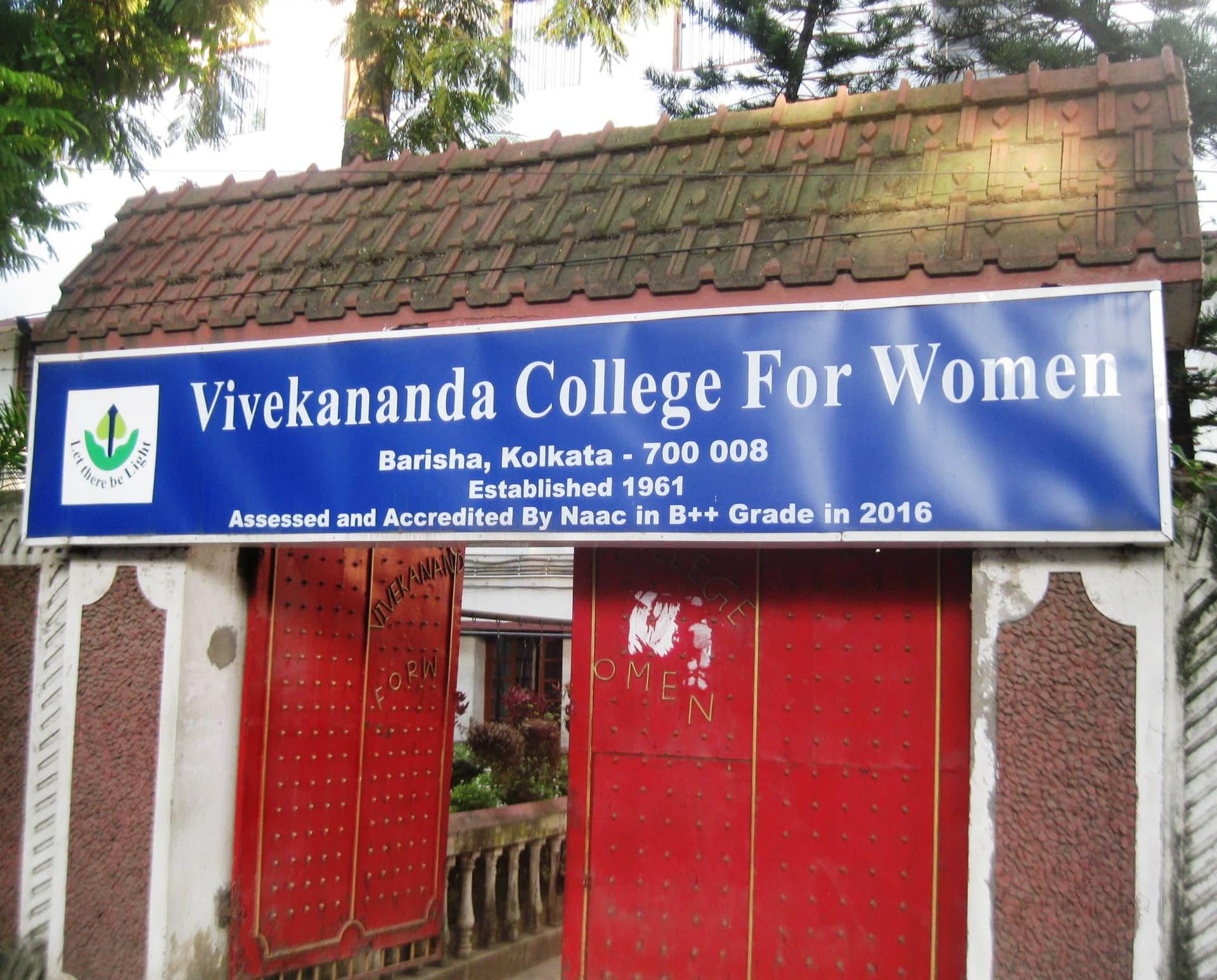 Vivekananda College for Women-image