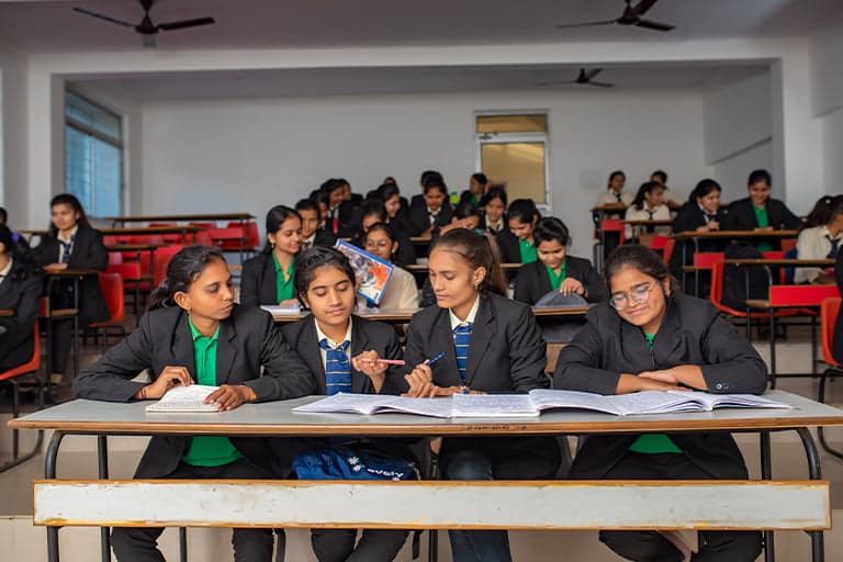 Lal Bahadur Shastri Girls College of Management-gallery-image-1