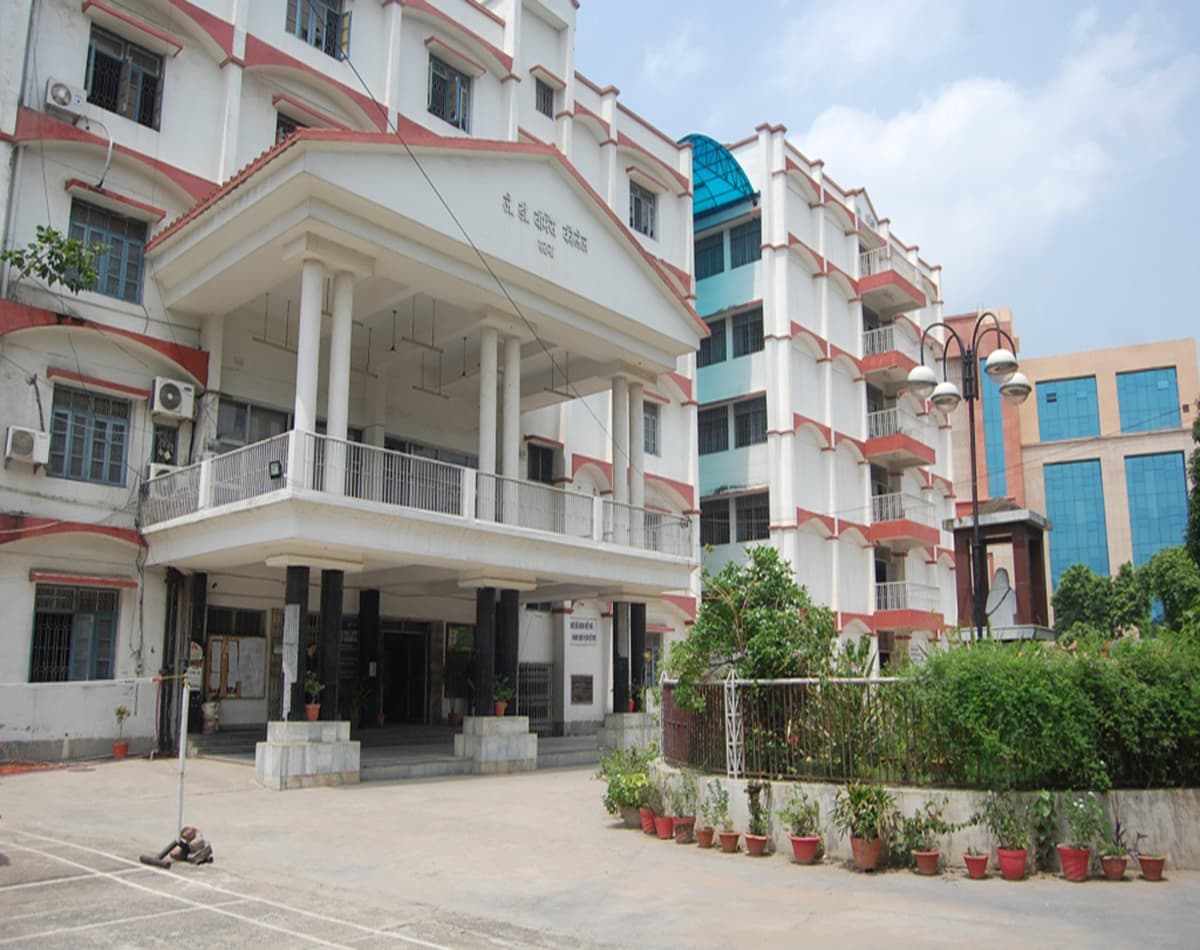 J.D. Women's College-gallery-image-4