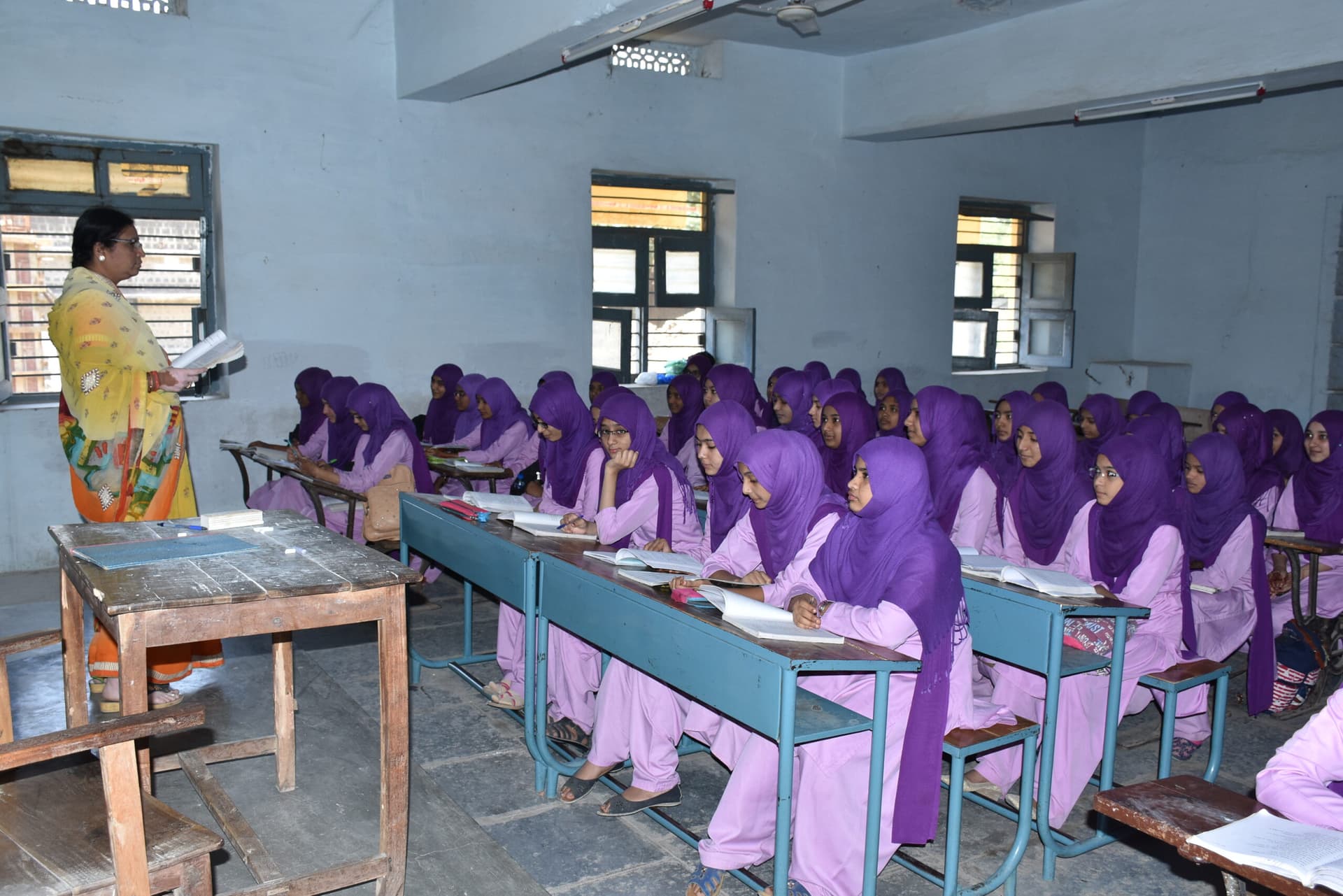 Bi Bi Raza Degree College For Women-image