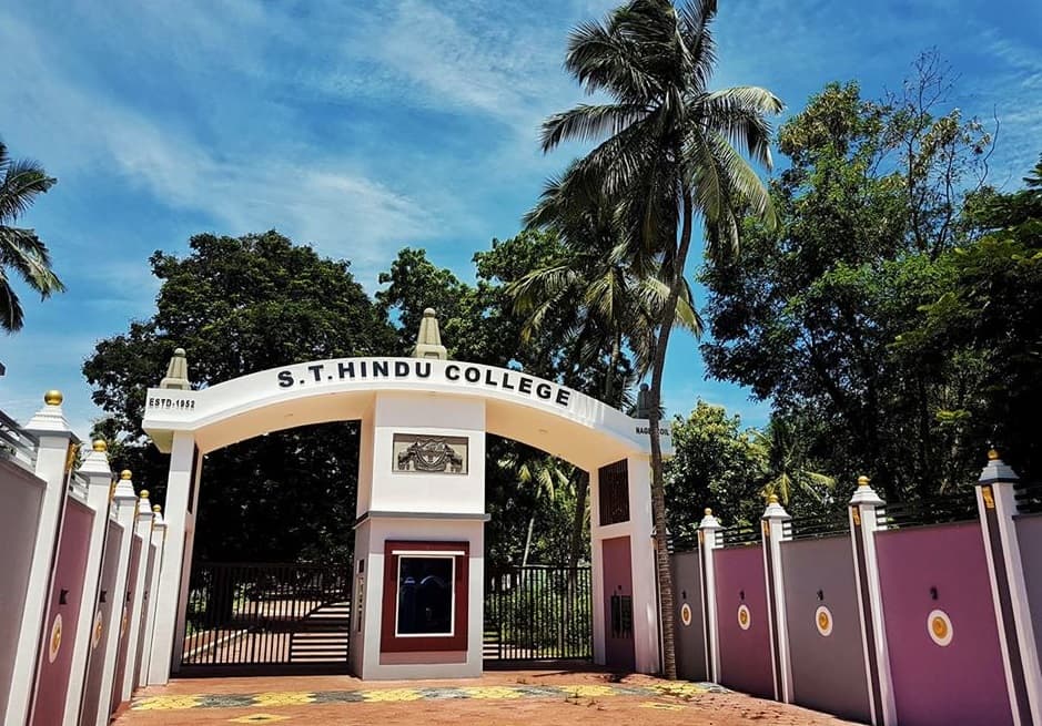 S.T. Hindu College of Education-image