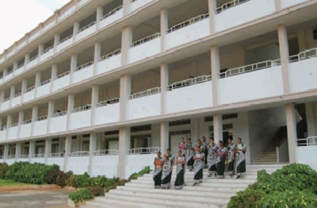 Chandra Chellappan College of Education-image