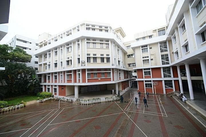 SSMRV College-image