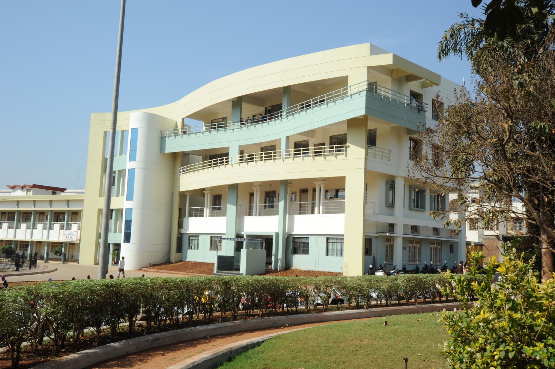 Lingaraj College-image