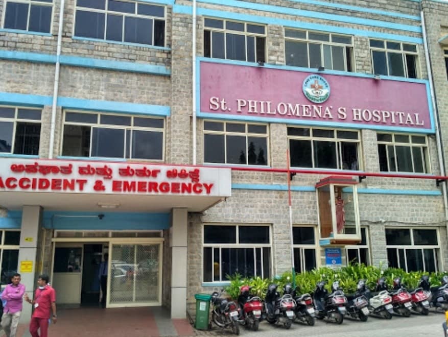 St. Philomina's College of Nursing-logo