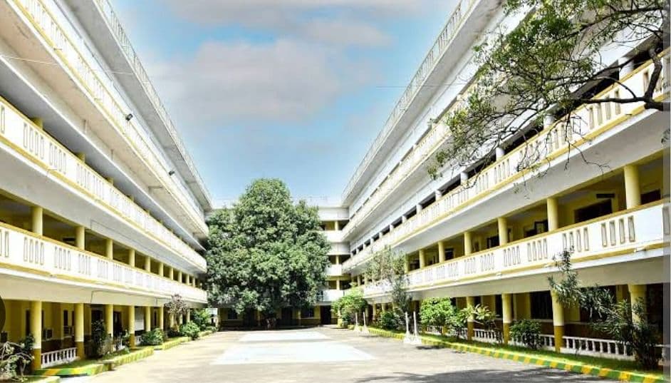 Vel Tech Multi Tech Dr. Rangarajan Dr. Sakunthala Engineering College-image