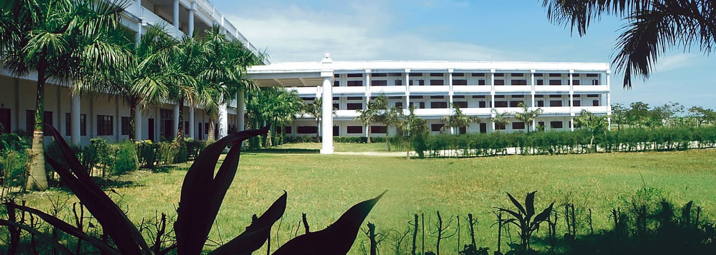 Thangavelu Engineering College-image