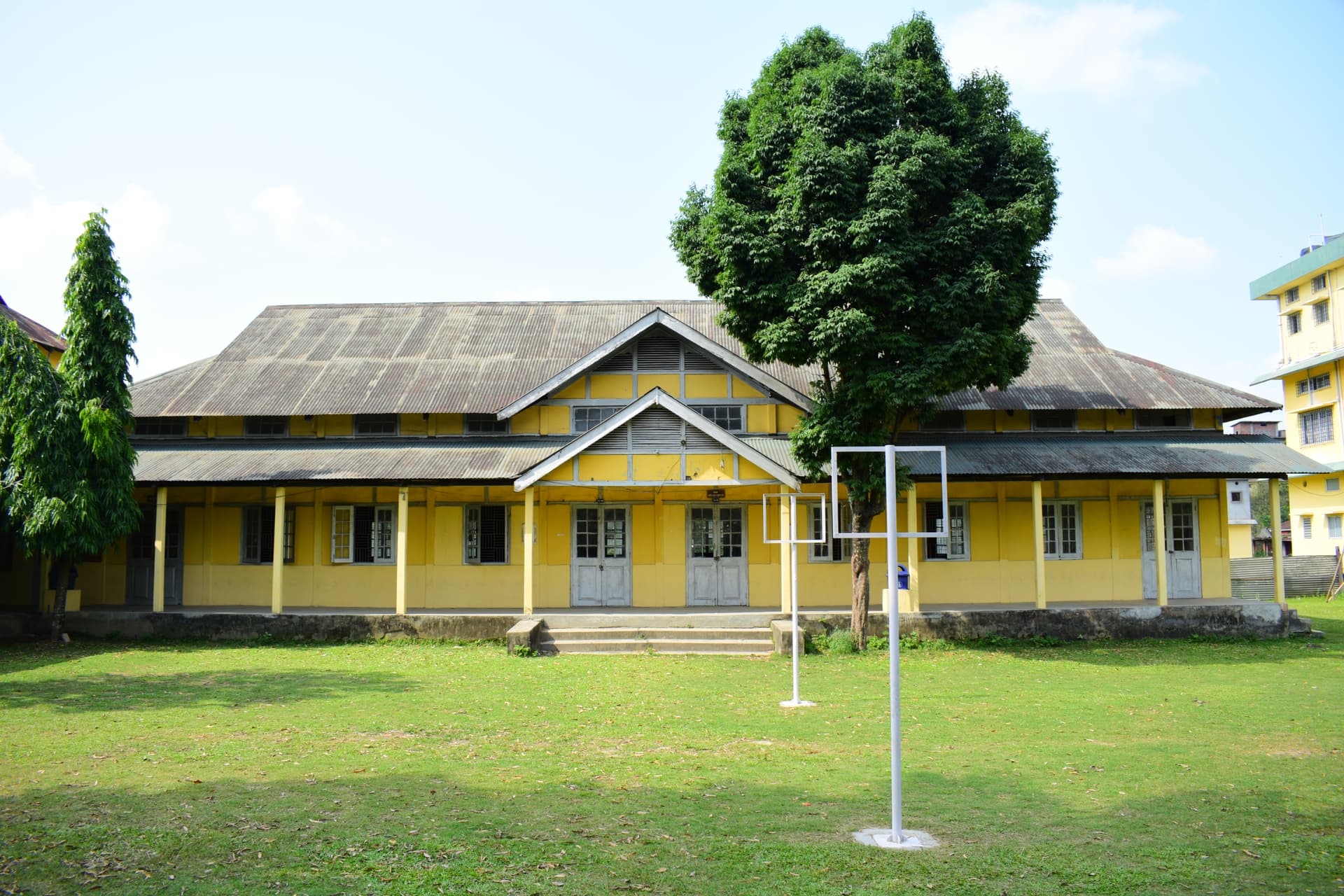 Madhab Choudhury College-image