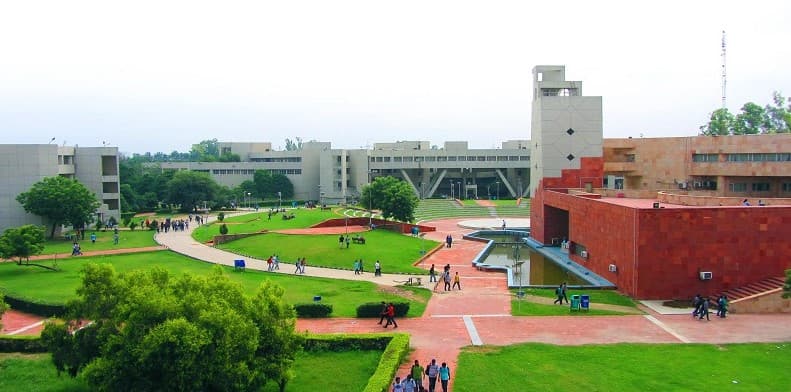 Delhi Technological University-image
