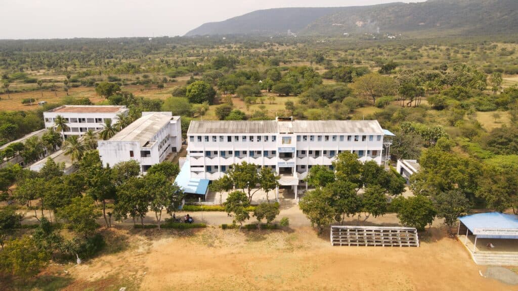 Latha Mathavan Engineering College-image
