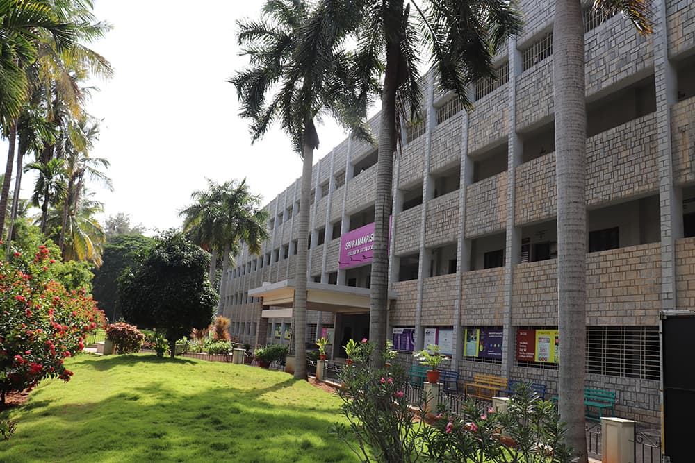 Sri Ramakrishna Mission Vidyalaya College of Arts and Science-gallery-image-3