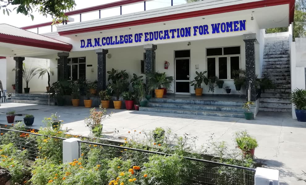 D.A.N. College of Education for Women-image