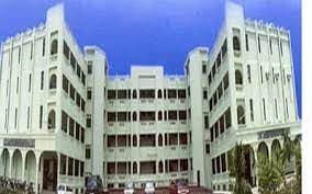 Shri Jayantilal Hirachand Sanghvi Gujarati Innovative College Of Commerce & Science-gallery-image-1