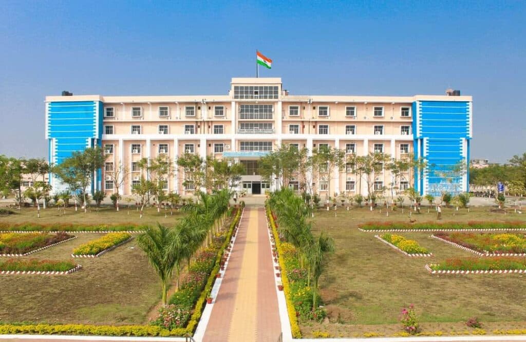 Parala Maharaja Engineering College-image
