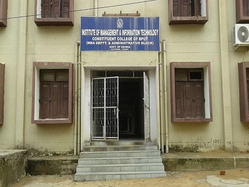 Institute of Management and Information Technology-image