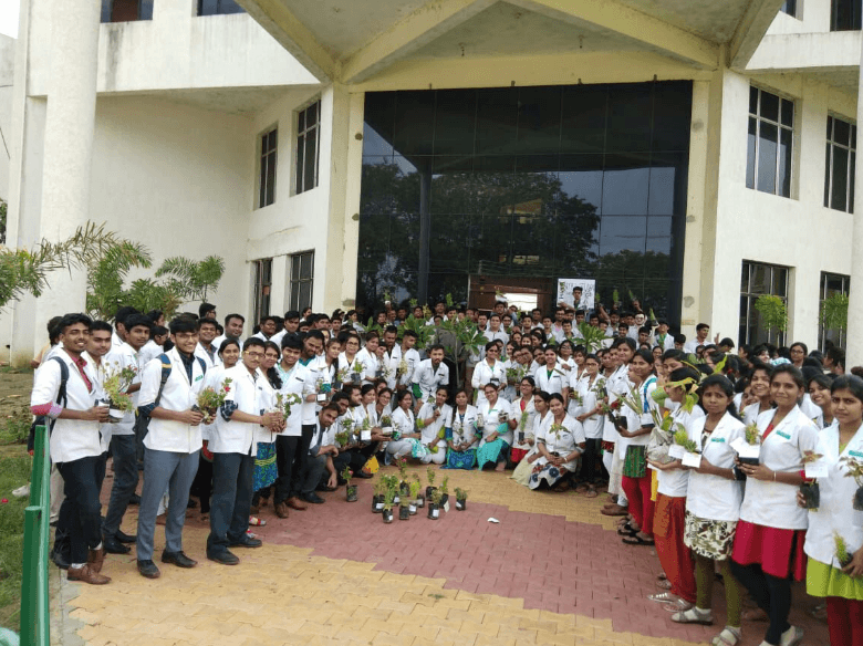 Maitri Dental College Durg-image