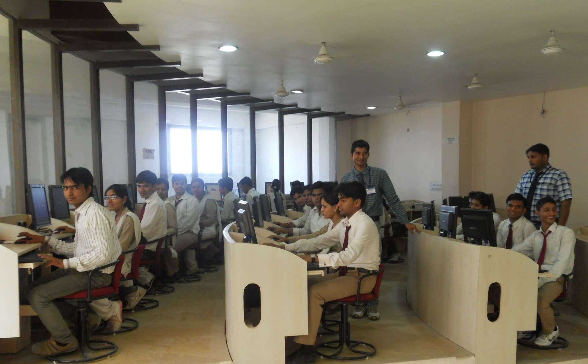 Prashanti Institute of Technology & Science-image