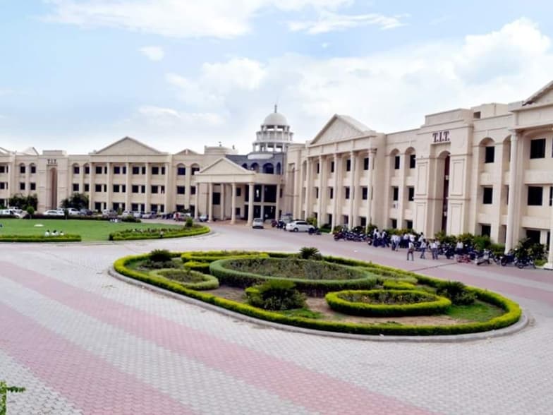 Technocrats Institute of Technology & Science-image