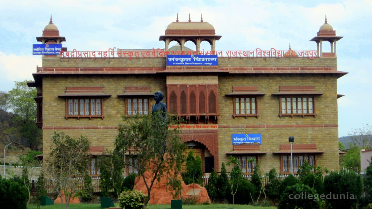 Sri Balaji PG College-gallery-image-3