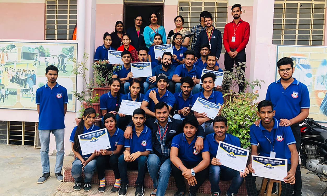 IRIS College, Jaipur-image