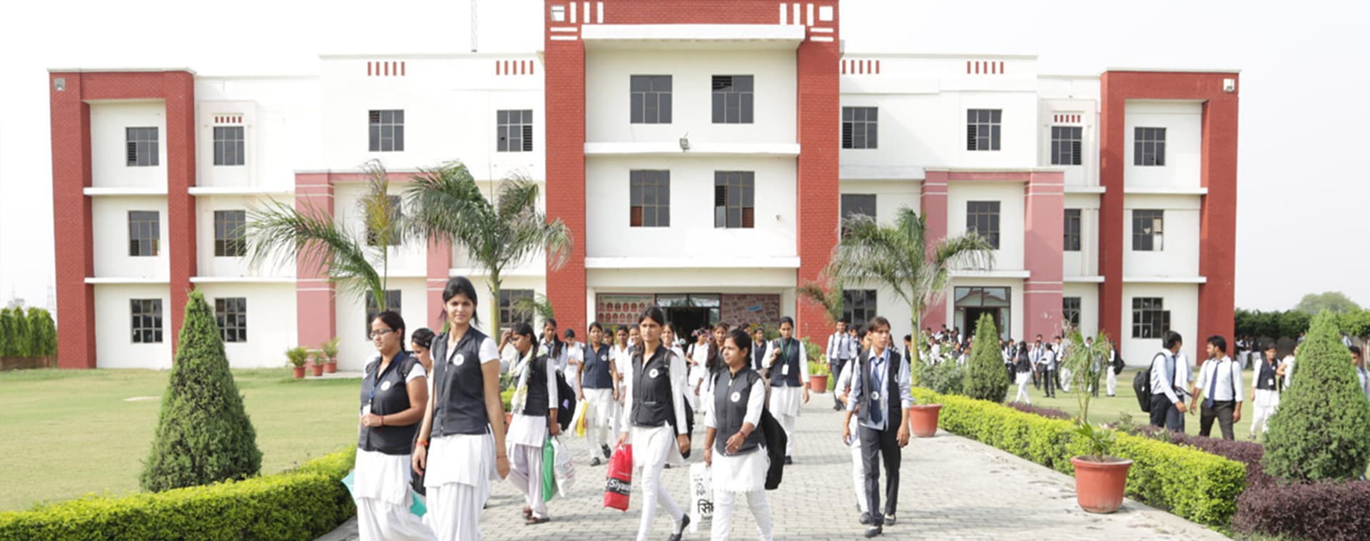 Siddhi Vinayak College of Science and Higher Education-image