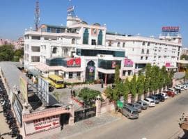 Biyani College Jaipur-gallery-image-0