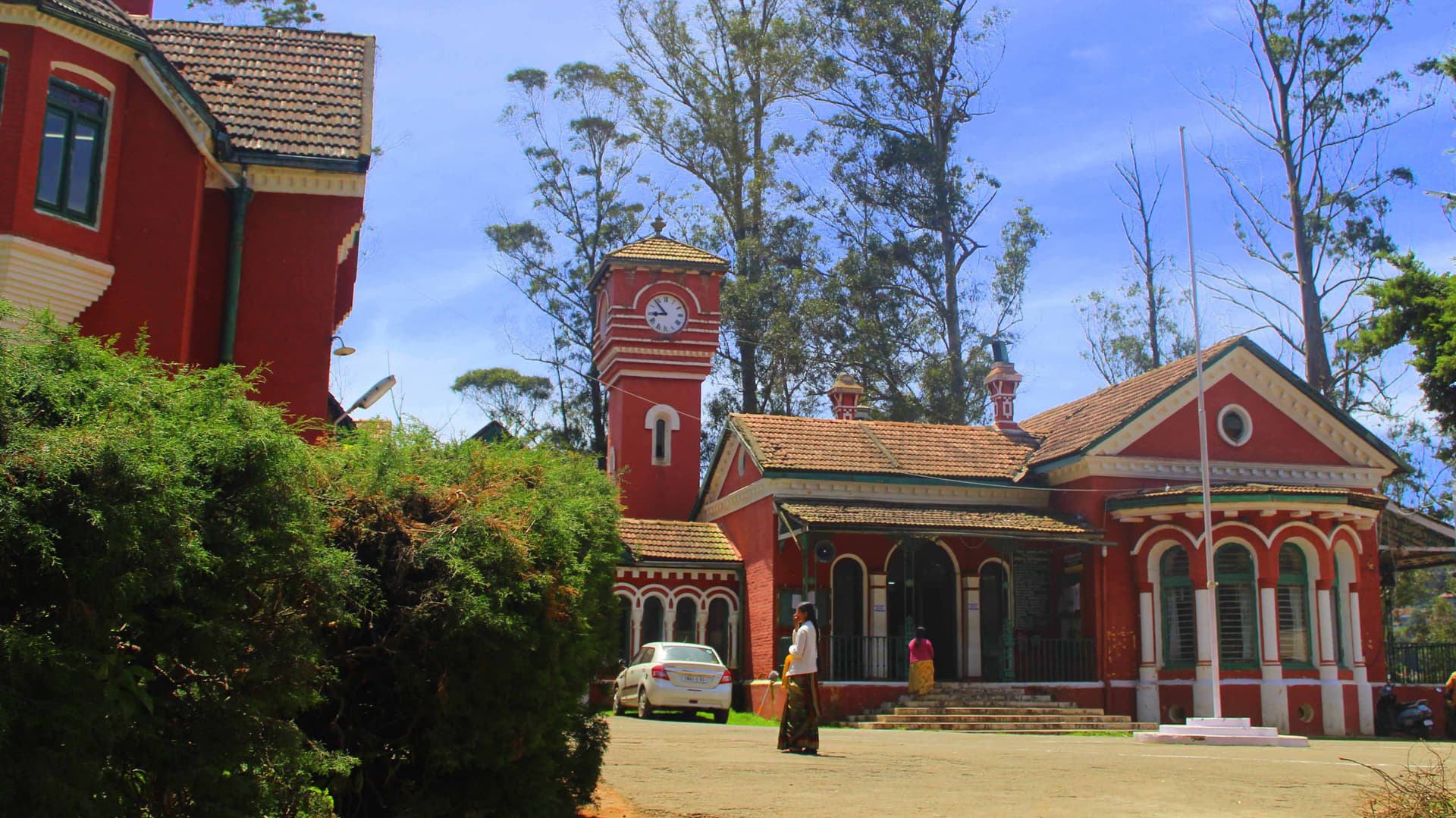 Government Arts College-image