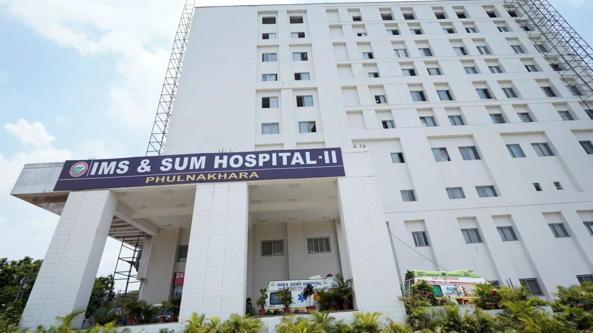 Institute of Medical Sciences and SUM Hospital-gallery-image-3