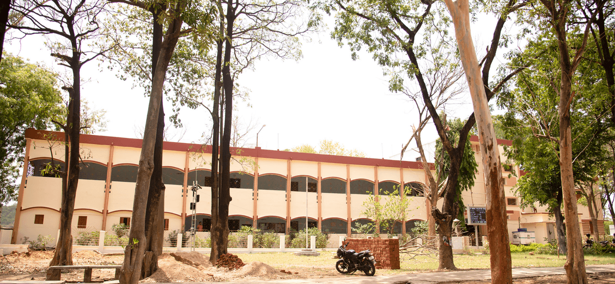 DBM College-gallery-image-4