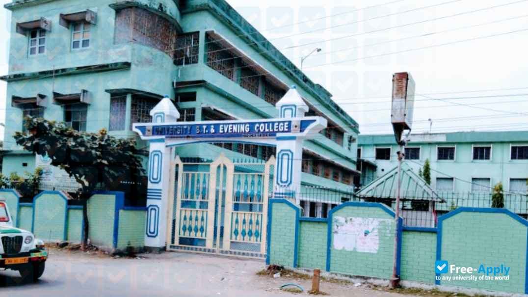 University B.T. & Evening College-image