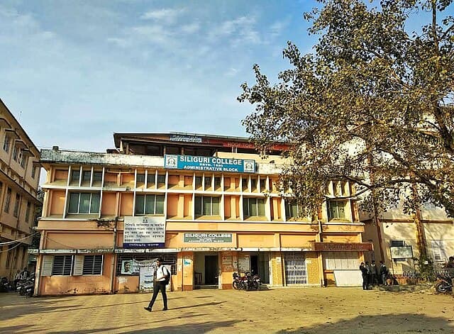 Siliguri College of Commerce-gallery-image-2
