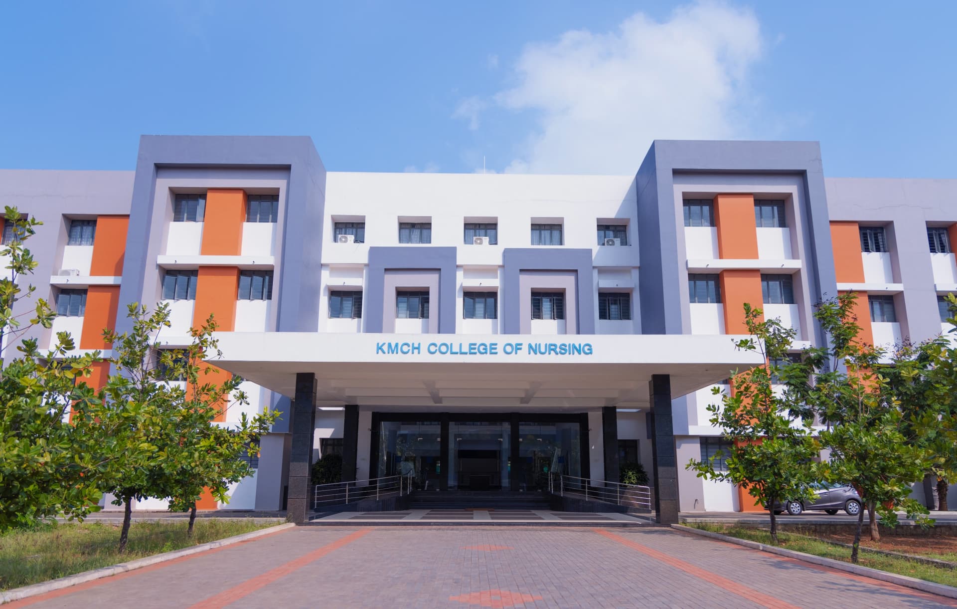 KMCH College of Nursing-image