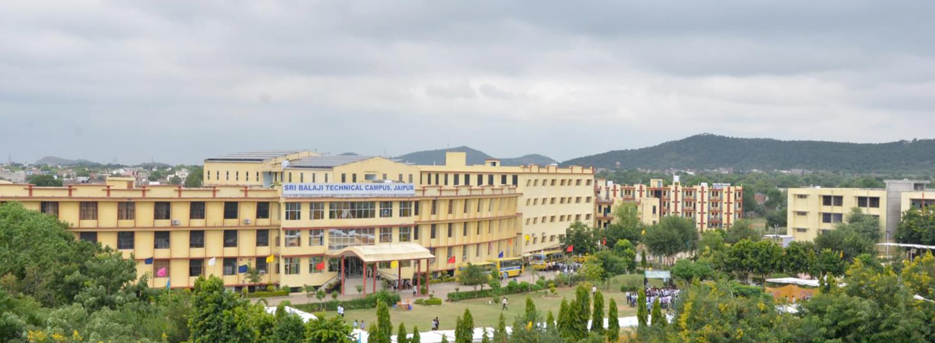Sri Balaji College of Pharmacy-image