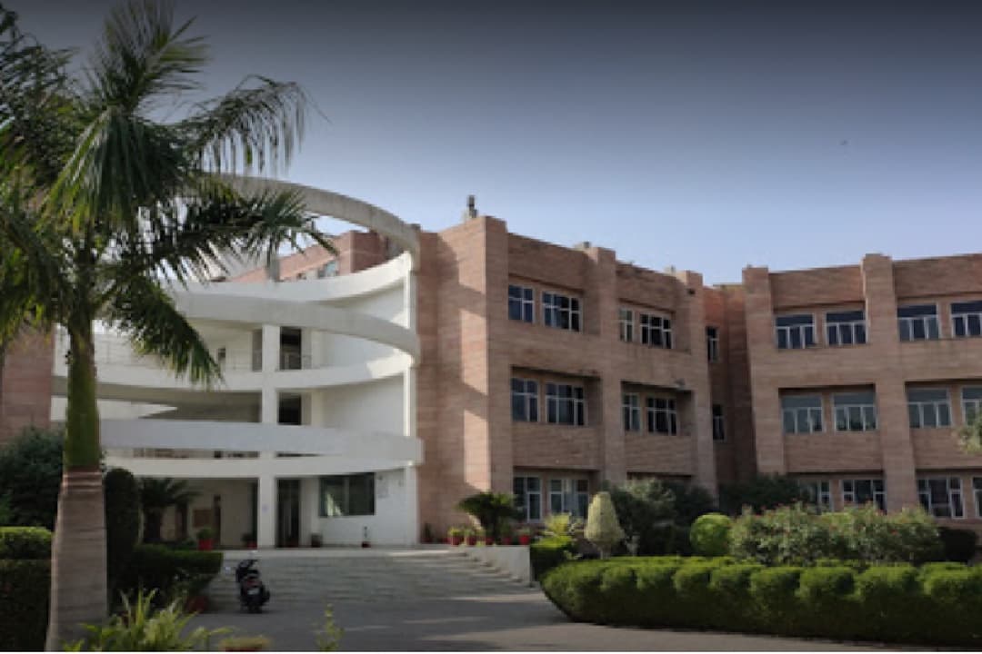 GD Memorial Pharmacy College-gallery-image-3