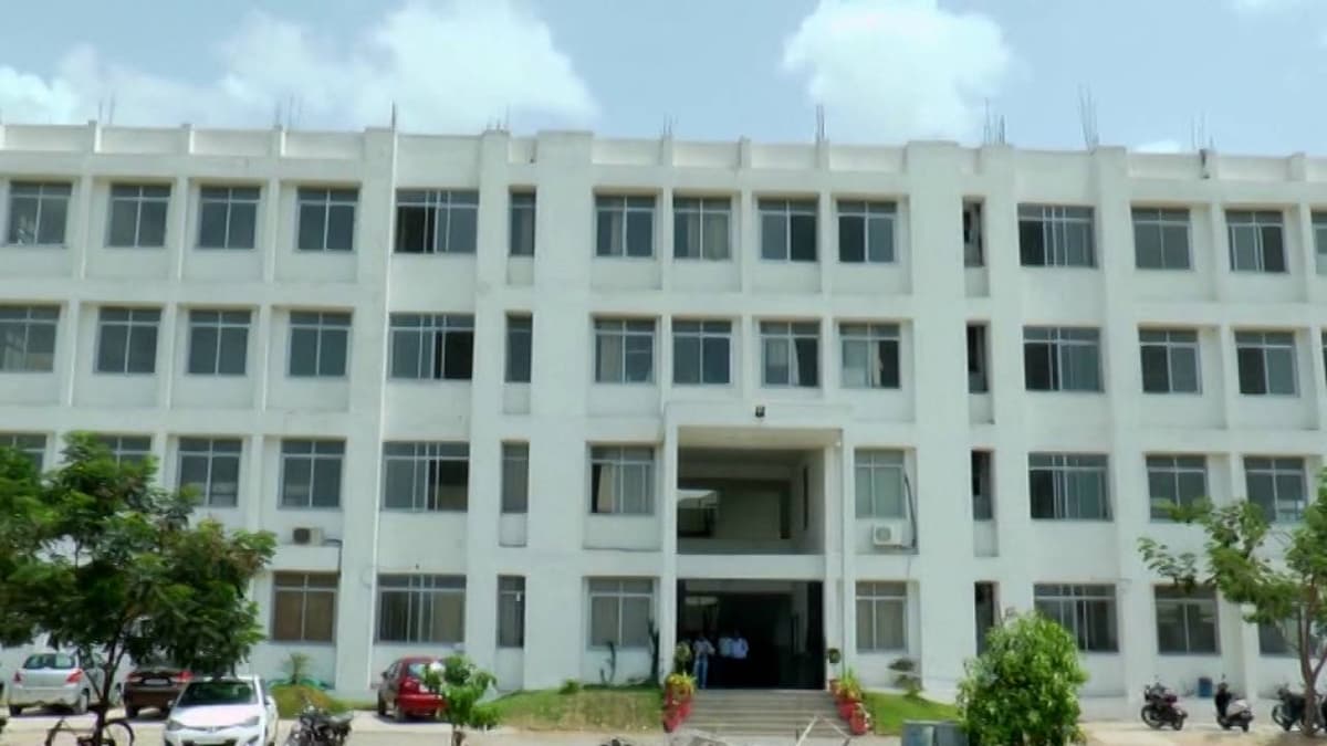 Pacific School of Engineering, Surat-gallery-image-3