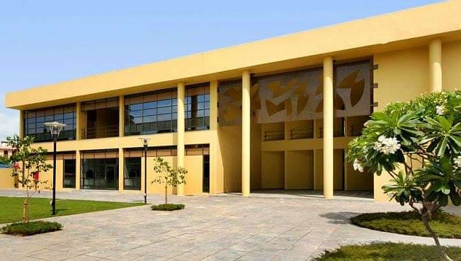 GLF Business School-gallery-image-0