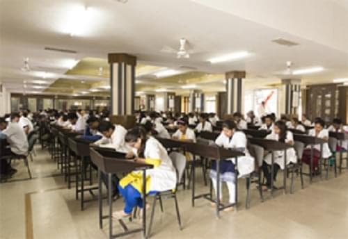 Smt. Radhikabai Meghe Memorial College of Nursing-gallery-image-4