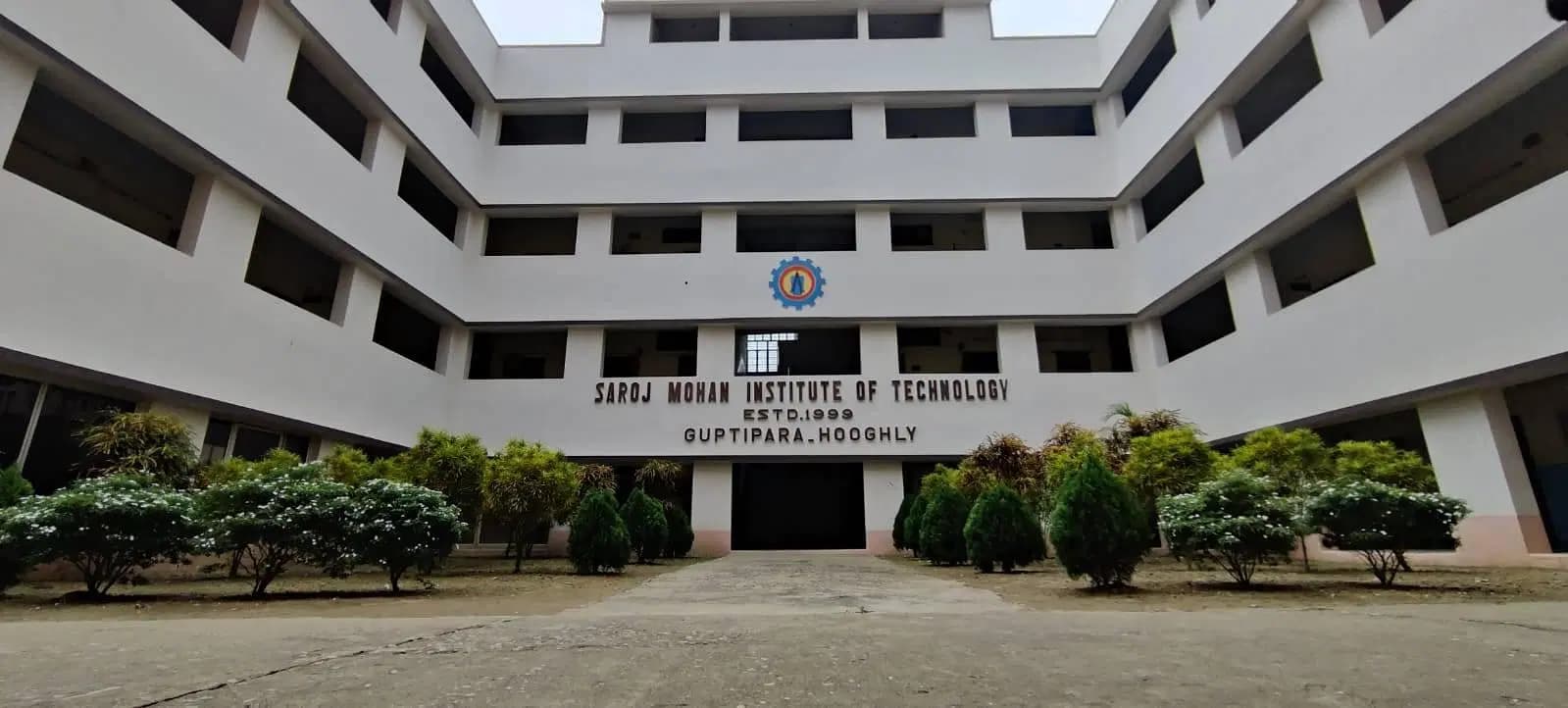 Saroj Mohan Institute of Technology-image