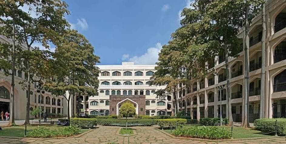 Al-Ameen IIIS-gallery-image-1