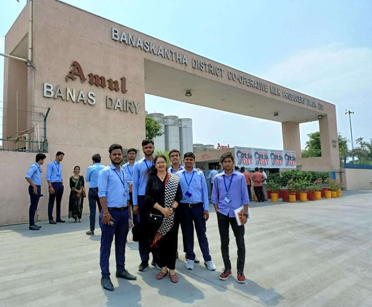 KCEM Lucknow-gallery-image-3