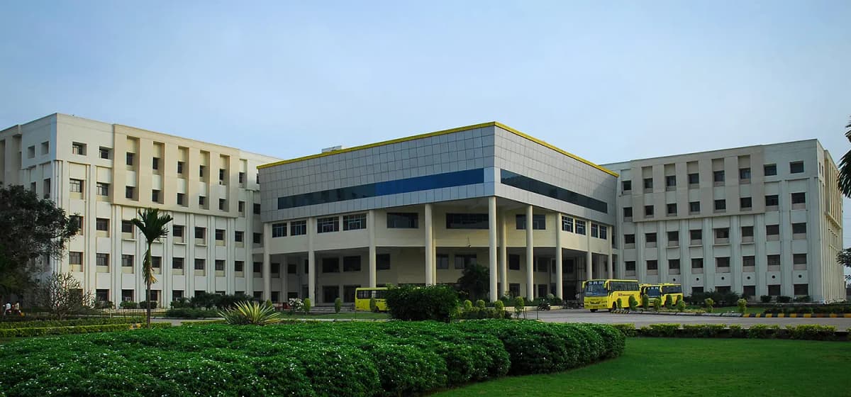 SRM Dental College, Chennai-gallery-image-4