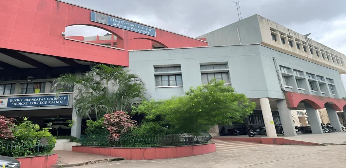 PDU Medical College Rajkot-gallery-image-4