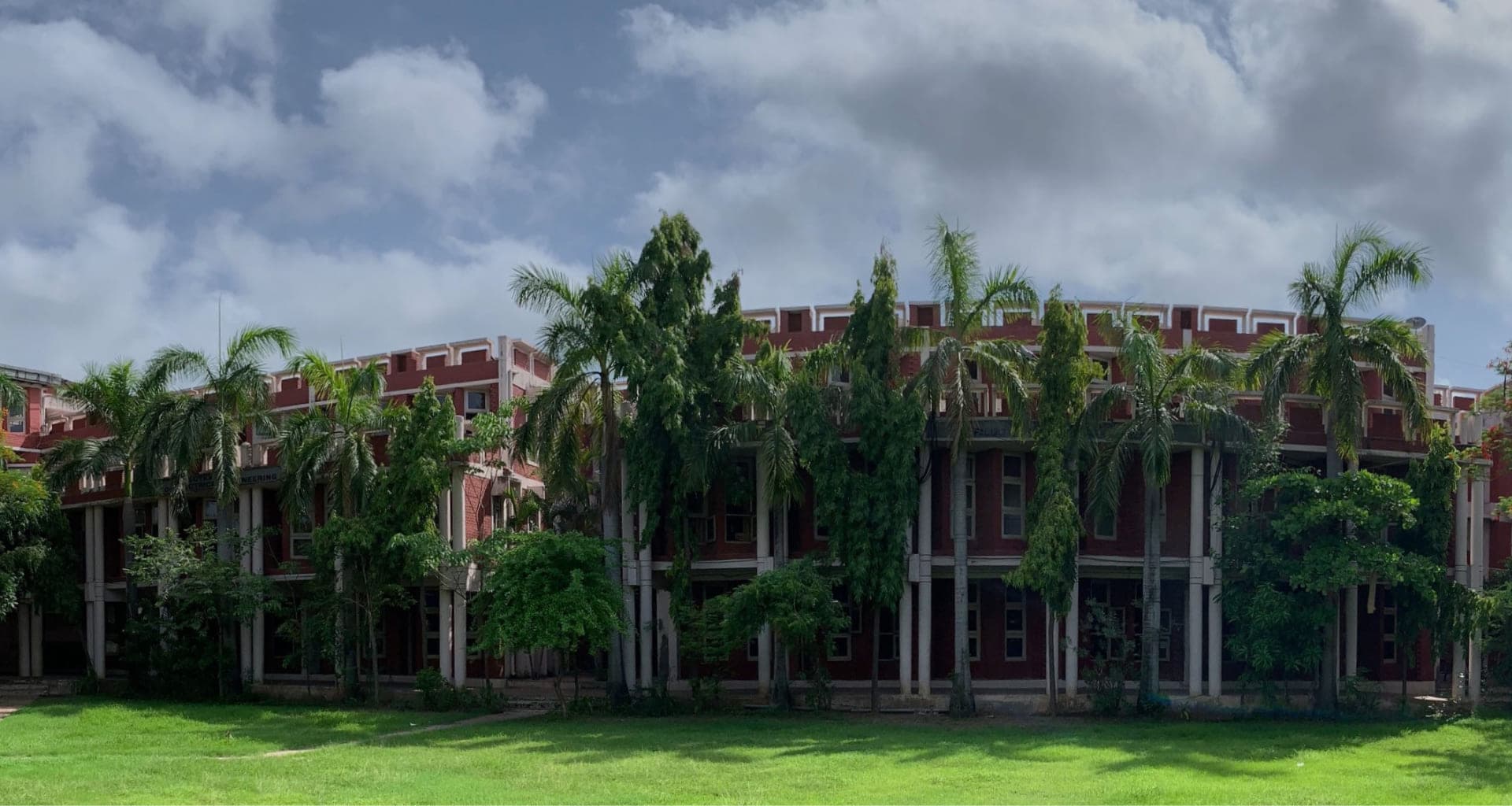 Sarvajanik University-image