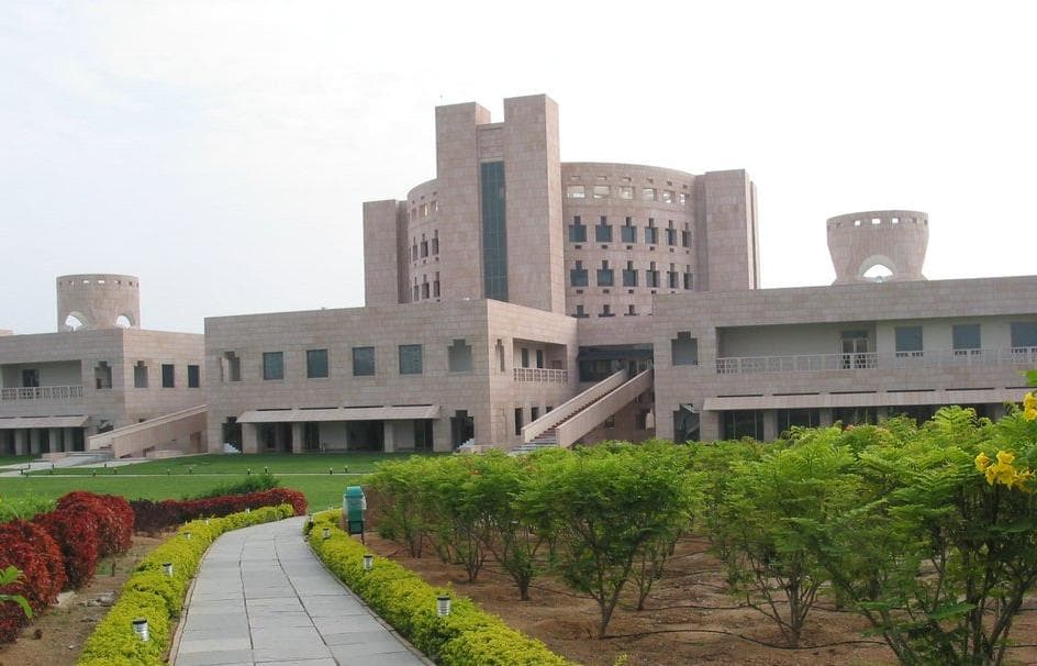 ISB Hyderabad-gallery-image-2