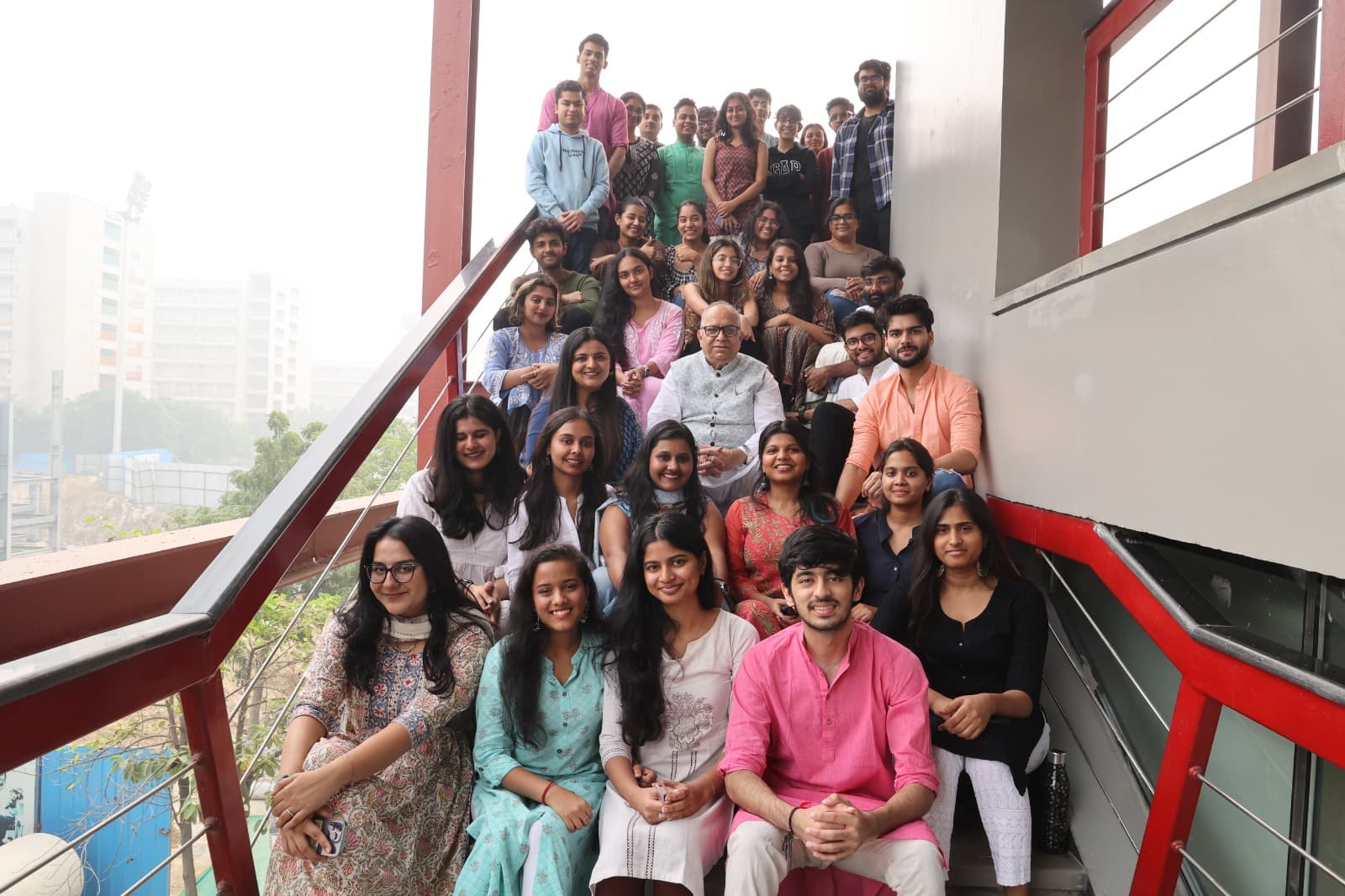 {college_short_name}-image