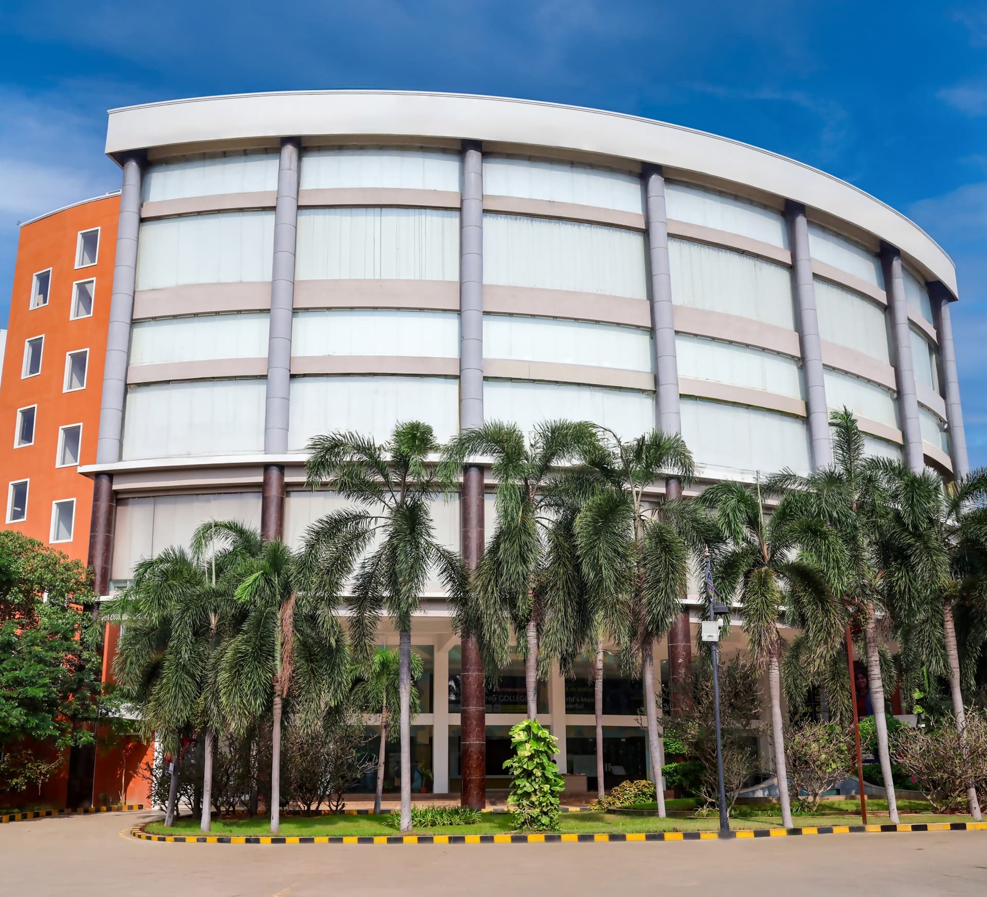 Saveetha School of Engineering-image