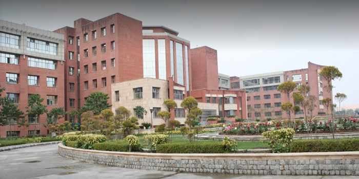 CII School of Logistics, Amity University-image